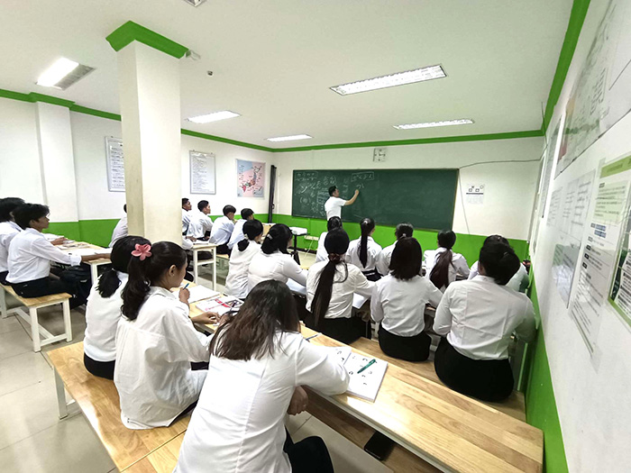 (日本語教育) (日本語教育)